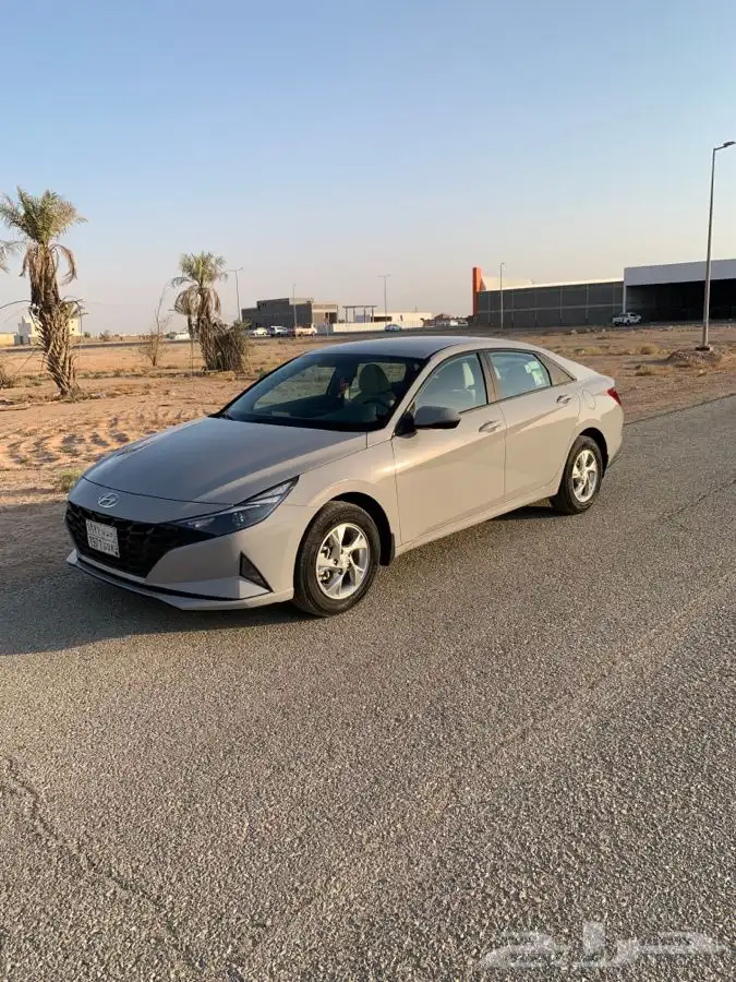 اللنترا 2023 1.6 للبيع 5