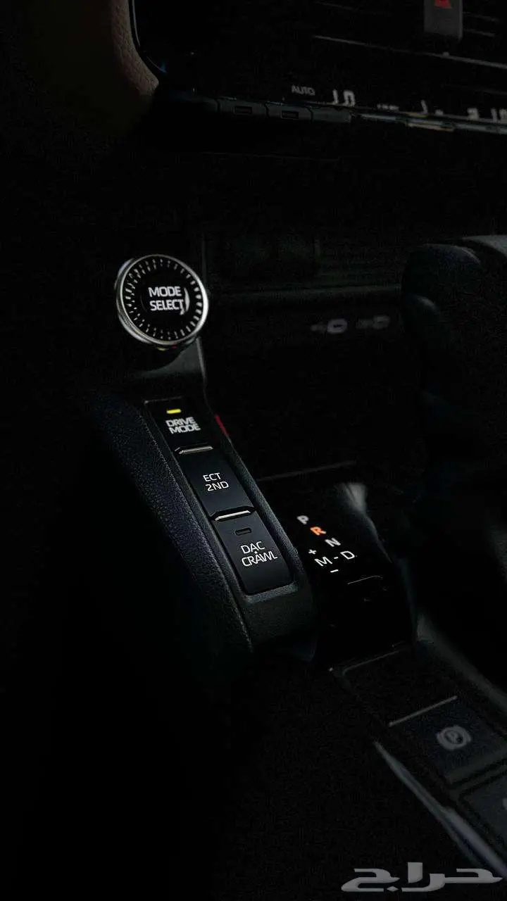 تويوتا برادو TX-1 بنزين 2024 لدى الخضر للسيارات 8