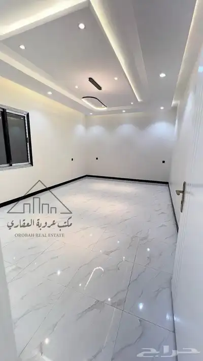للبيع فيلا نص ارض دورين حي النظيم تبوك ب 900 الف 12