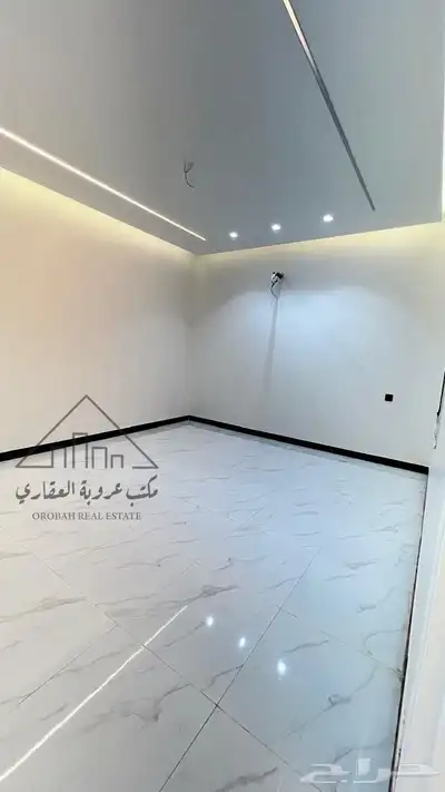للبيع فيلا نص ارض دورين حي النظيم تبوك ب 900 الف 6