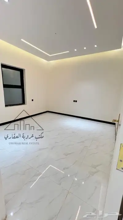 للبيع فيلا نص ارض دورين حي النظيم تبوك ب 900 الف 19