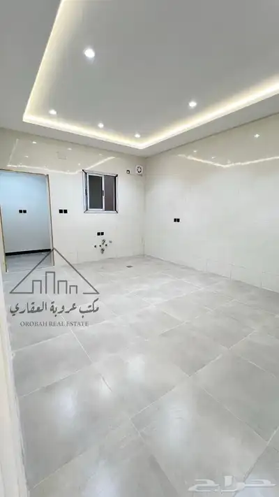 للبيع فيلا نص ارض دورين حي النظيم تبوك ب 900 الف 13