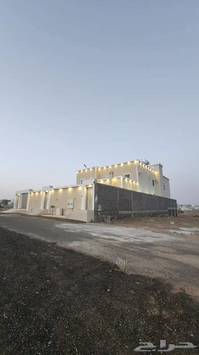 فرصه عقاريه سكن واستثمار عماره للبيع خميس مشيط 0