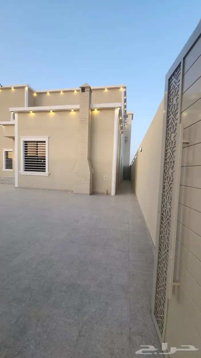 فرصه عقاريه سكن واستثمار عماره للبيع خميس مشيط 8