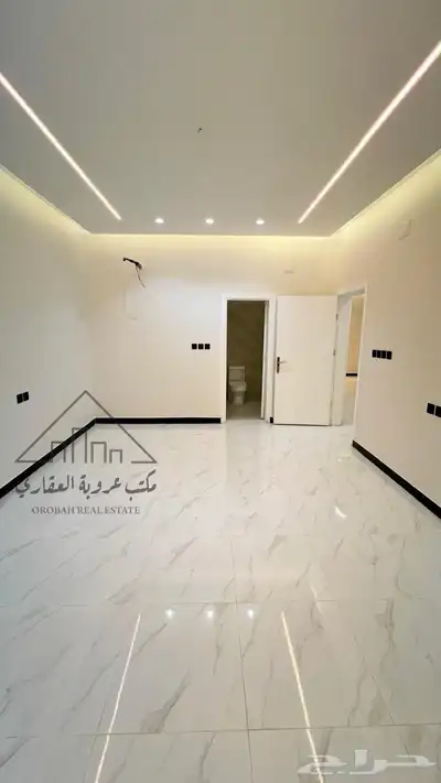 للبيع فيلا نص ارض دورين حي النظيم تبوك ب 900 الف 18