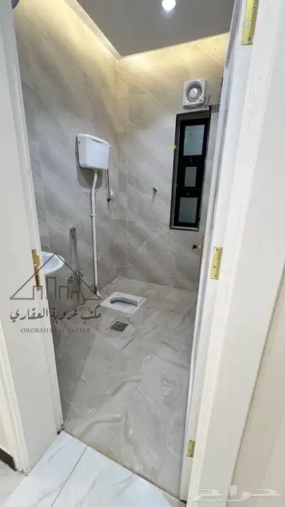 للبيع فيلا نص ارض دورين حي النظيم تبوك ب 900 الف 20