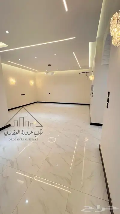 للبيع فيلا نص ارض دورين حي النظيم تبوك ب 900 الف 8