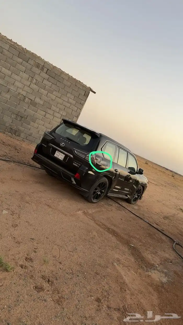 لكزس 2019 بلاك ديشن 10