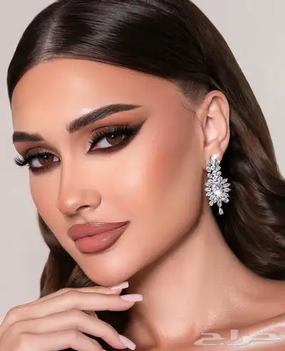 ارتست خبيره شغل مرتب الأسعار على حسب الطلب 1
