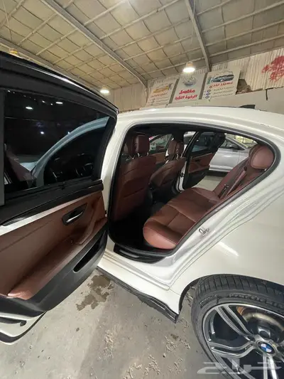 بي ام 528i 3