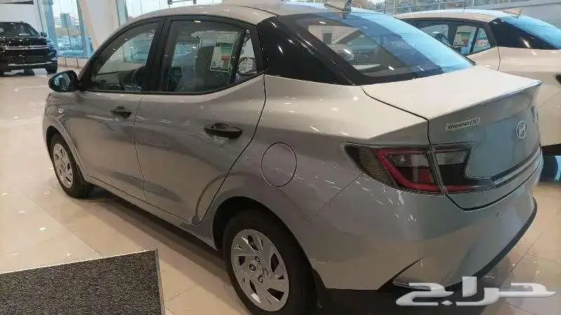هيونداى I10 موديل 25 كاش وتقسيط جميع انواع السيارات 4