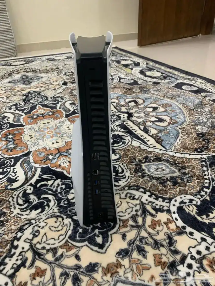 سوني فايف سلم مدخل شريط ف وق ال 1300 لا ينضر 2