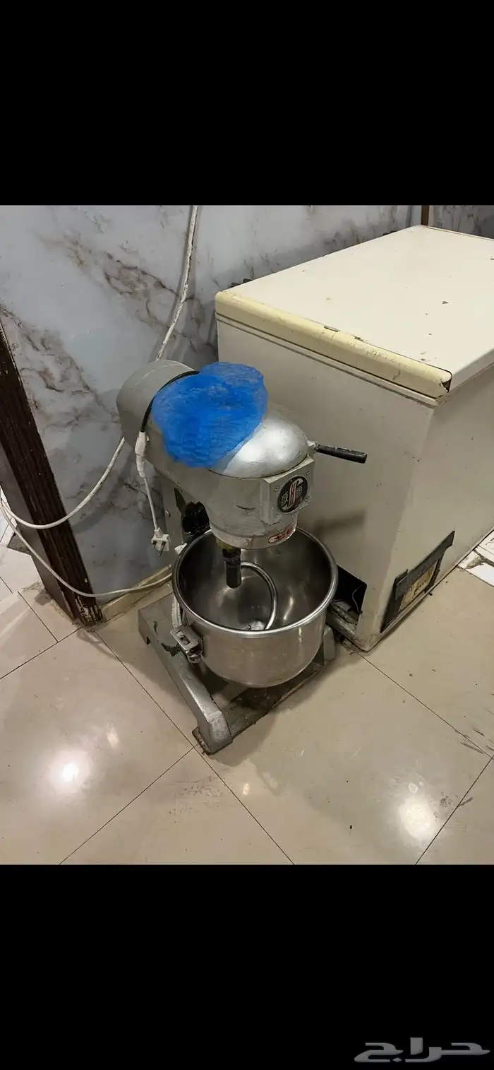 مطعم معجنات وشورما للتقبيل 9
