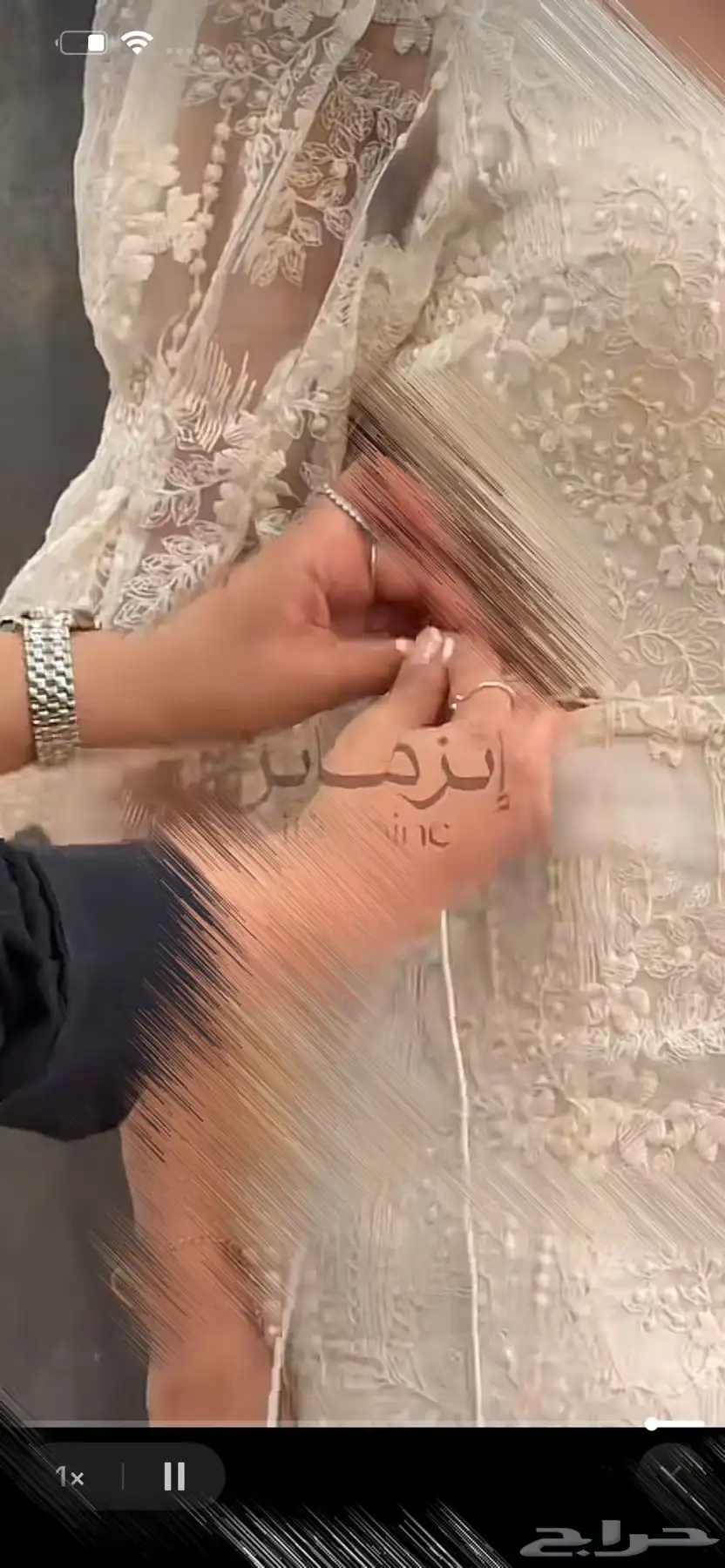 فستان من اتزماين اخذته ولا لبسته الا مرا توه نظيف وجديد 0