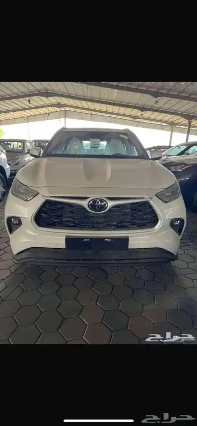 تويوتا هايلندر GLE موديل 2025 1