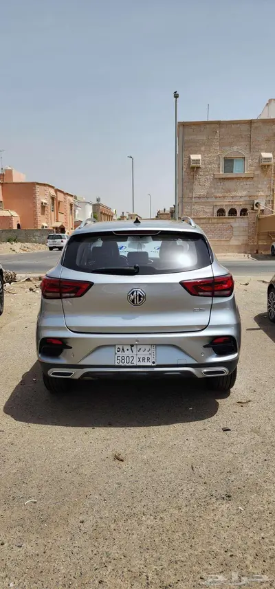 للبيع ام جي ZS بحالة ممتاز بودي محركات وكالة 9