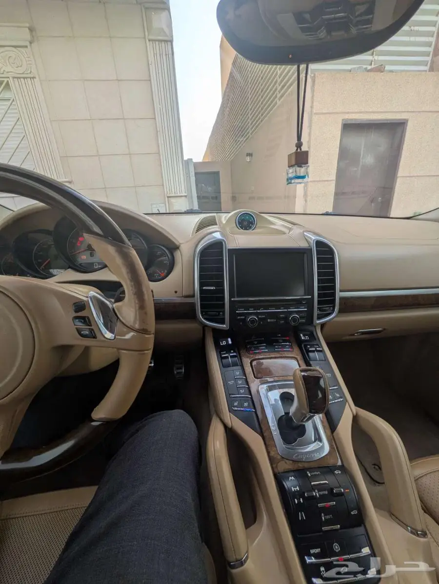Porsche cayenne 2011 Low milage index