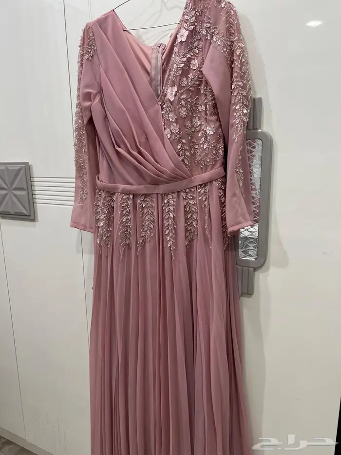 الفستان الواحد من 150 2