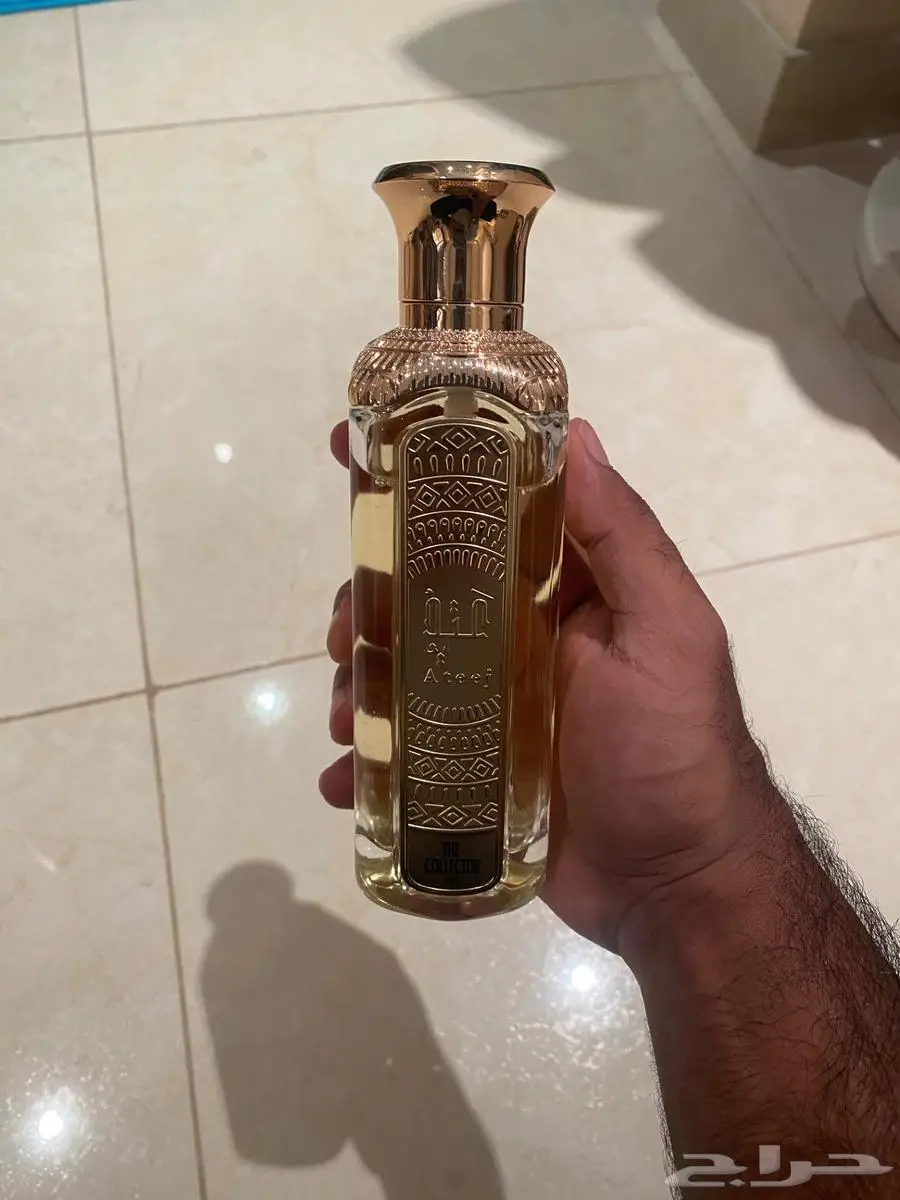 عطر كوليكتور بالعود index