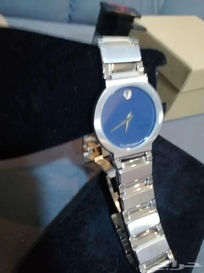 ساعة رجالية ماركة MOVADO للبيع 2