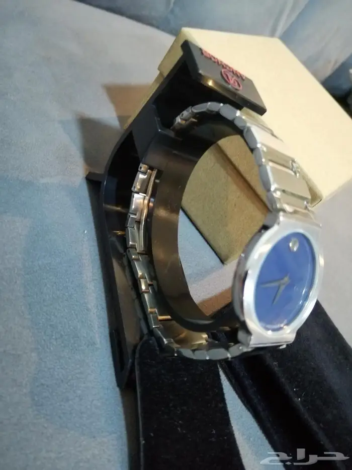 ساعة رجالية ماركة MOVADO للبيع 1