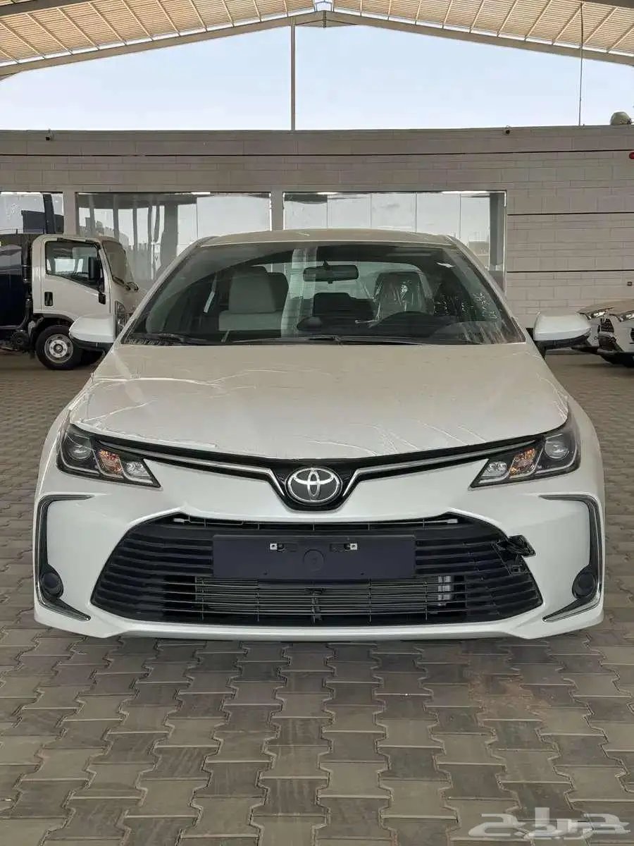 كورولا 2025 بريمي 2000CC ستاندر جنوط كاش وأقساط بنك 1
