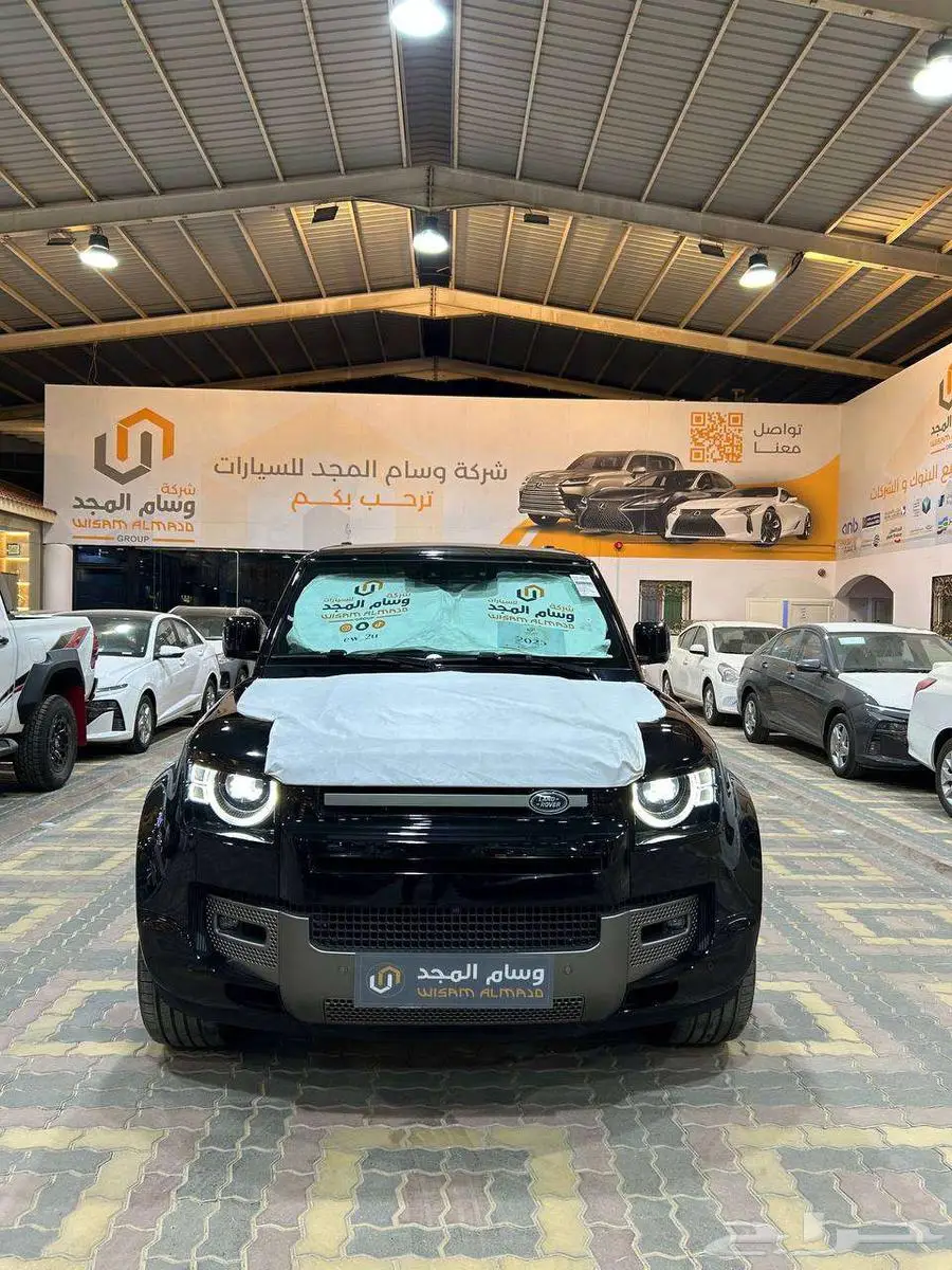 عرض خاص لاند روفر ديفندر HSE فل 2025 وكيل ناغي بطاقه جمركيه index