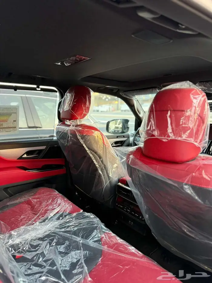 لكزس LX600 اف سبورت 2024 6