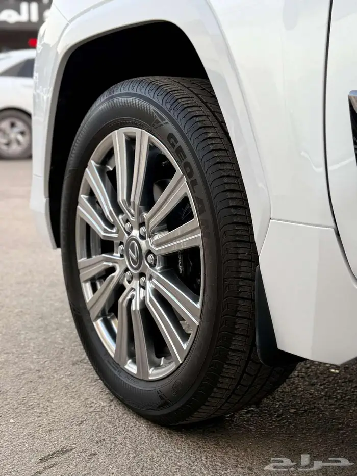 جيب لكزس VIP اعلى فئة 2024 11