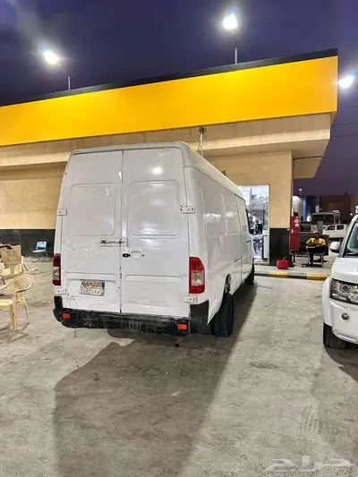 فان مرسيدس 0