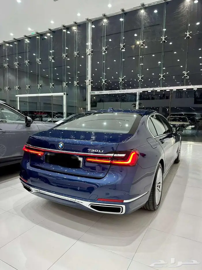 بي ام دبليو BMW 730 موديل 2021 3