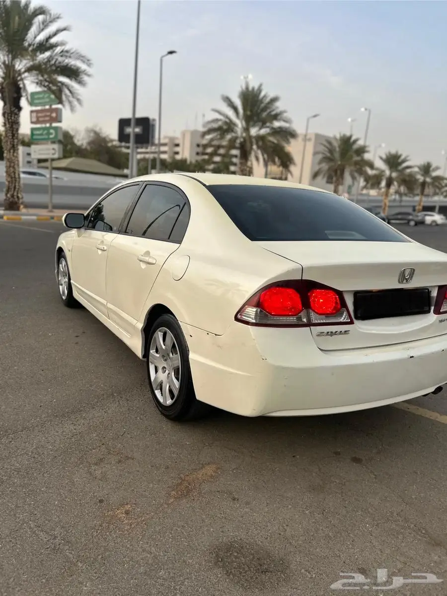 للبيع هوندا سيفيك 2009 ثاني مالك لها من الوكالة index