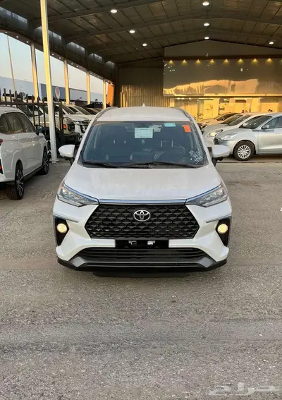 تويوتا فيلوز GLX 2025 7