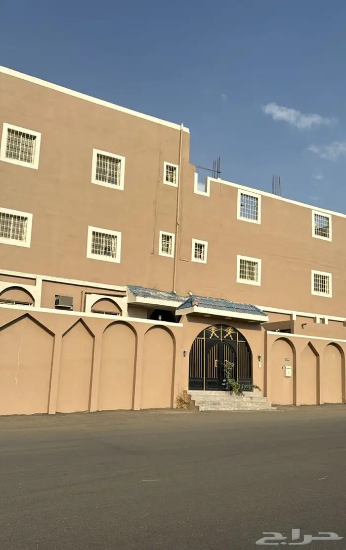 عمارة للبيع المطار 1