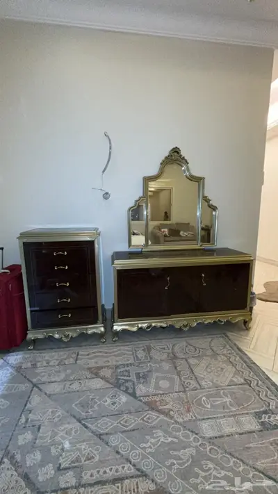 غرفة نوم كاملة للبيع مفكوكة 4