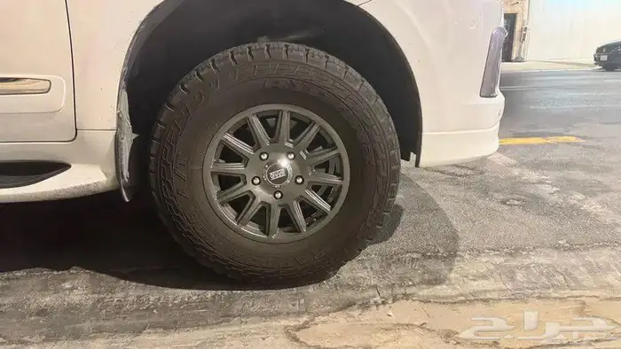كفرات حجريه ريدانز مستعملة نظيفة   إنتاج 2024 2