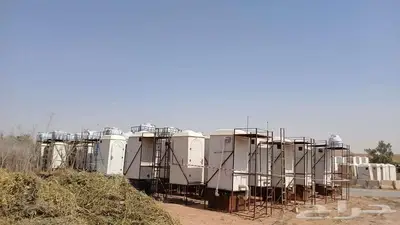 حمامات متنقله فيبر بقاعدة وخزان 0