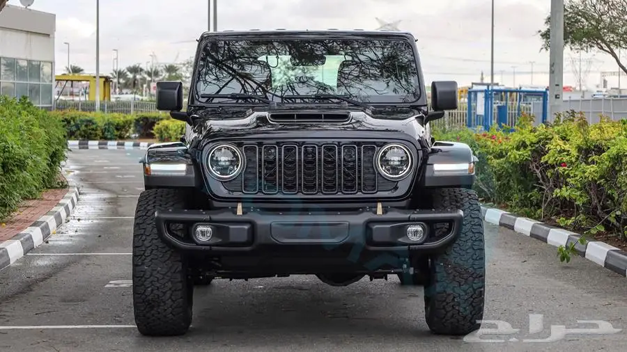 جيب رانجلر روبيكون 392 2024 V8 6.4L خليجي اصفار ضمان الوكيل 3