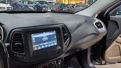 جيب كومباس 2019 12