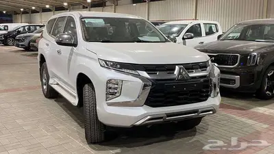 عرض خااص ميتسوبيشي مونتيرو ستاندر ML موديل 2025 بنزين 1