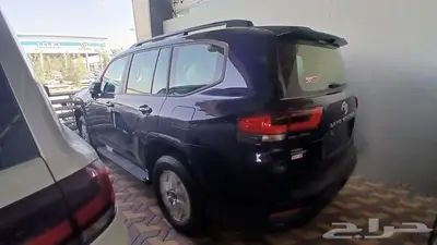 لاندكروزر GXR L2 بنزين وديزل 2024 4