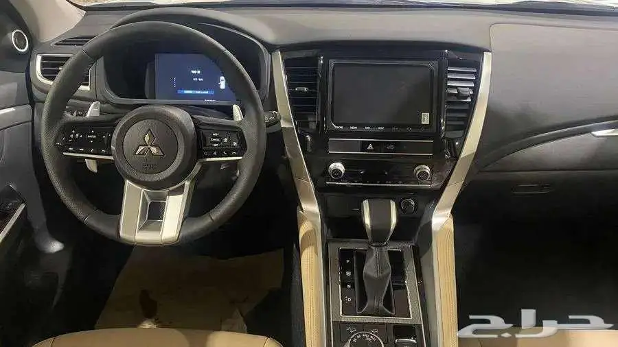 ميتسوبيشي مونتيرو فل بريميوم موديل 2025 بنزين index