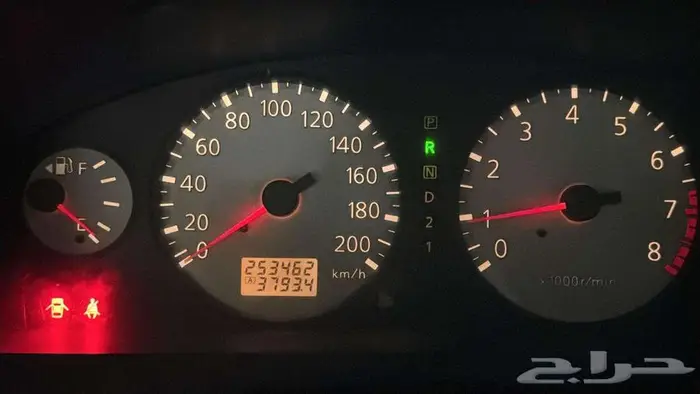 للبيع جيب نيسان بتفندر 6سلندر2003 0