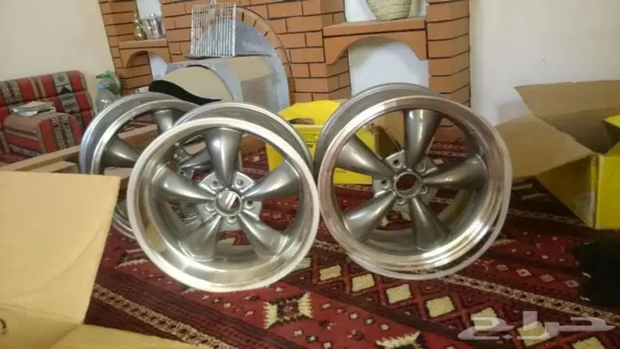 توفر لدينا تأجير جميع انواع الجنوط BMW الاصليه 6
