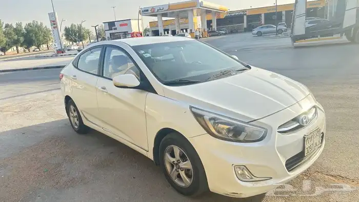 هونداي اكسنت 2016 نص فل جنوط ممشى 243000 نضيفه 1