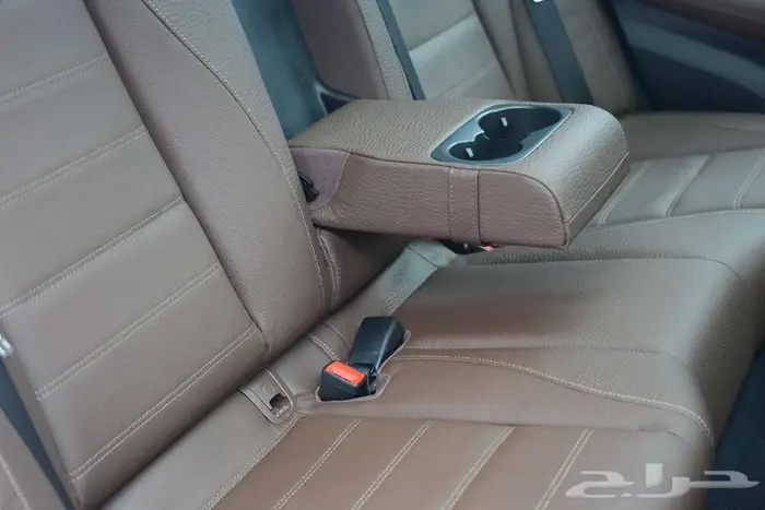 مرسيدس GLE 450 SUV موديل 2024 أصفار خليجي أسود بني 15