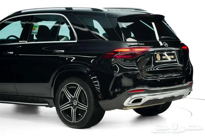 مرسيدس GLE 450 SUV موديل 2024 أصفار خليجي أسود بني 5