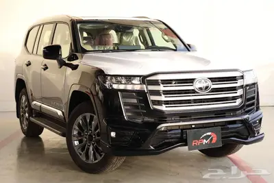 تويوتا لاندكروزر GXR L5 الساير أسود 2024 1