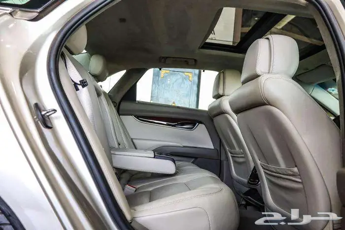 كاديلاك XTs4 موديل 2013 13