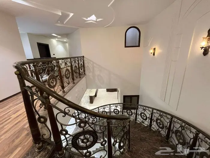 دبلوكس للبيع 10